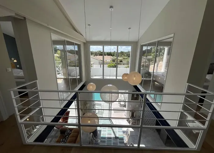 فيلة La L Olivier *